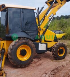 Retroescavadeira, JCB