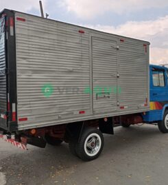 Caminhão baú 3/4, Volkswagen MB 608