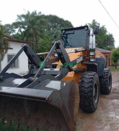 Pá Carregadeira, Case W20F