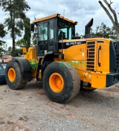 Pá Carregadeira, Hyundai HL 757-9s