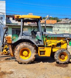 Retroescavadeira, Jhon Deere 310K 4×4