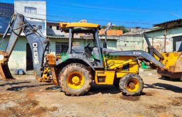 Retroescavadeira, Jhon Deere 310K 4×4