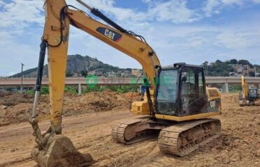Escavadeira, Caterpillar 312DL
