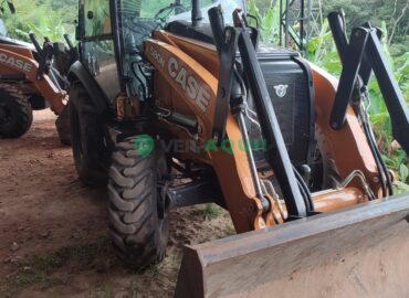 Retroescavadeira, Case 580N