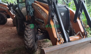 Retroescavadeira, Case 580N