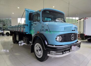 Caminhão, Mercedes-Benz Actros 4844 basculante 8×4