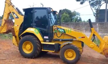 Retroescavadeira, Caterpillar 416 F2