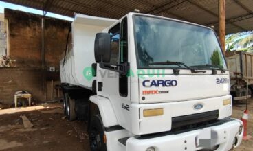 Caminhão, Ford 2428