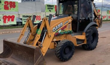 Retroescavadeira, Case 580N 4×4