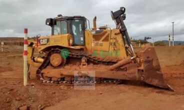 Trator de esteira, Caterpillar D8T