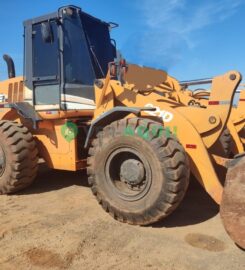 Pá Carregadeira, Case 621D