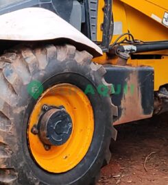 Retroescavadeira, JCB 3C PLUS