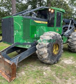 Skidder, Jhon Deere 648L com guincho