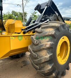 Skidder, Caterpillar 525D com guincho
