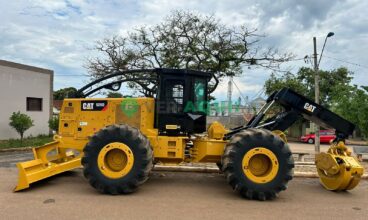 Skidder, Caterpillar 525D com guincho