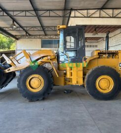 Pá carregadeira, Caterpillar 966C