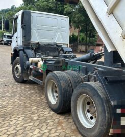 Caminhão 6×4 caçamba, volkswagen 31-330