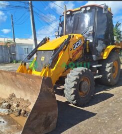 Retroescavadeira, JCB 3CX 4×4