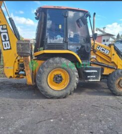 Retroescavadeira, JCB 3CX 4×4