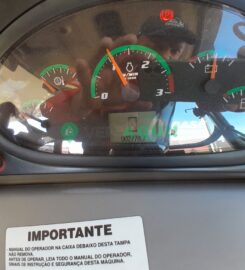 Retroescavadeira Case580N