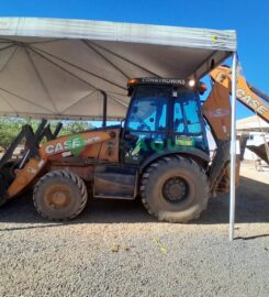 Retroescavadeira Case580N
