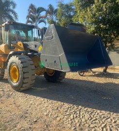 Pá carregadeira, Volvo L110F