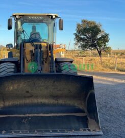 Pá carregadeira, Volvo L60