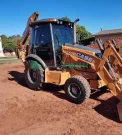 Retroescavadeira, Case 580N