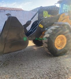 Pá carregadeira, Volvo L110F