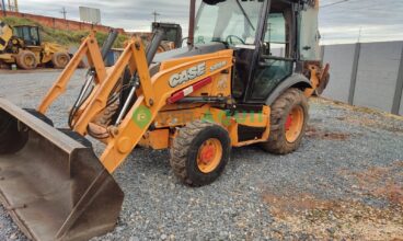 Retroescavadeira, Case 580N