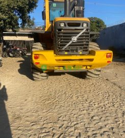 Pá carregadeira, Volvo L110F