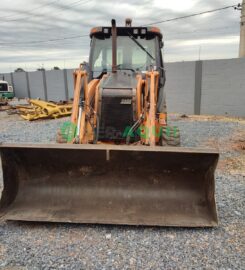 Retroescavadeira, Case 580N