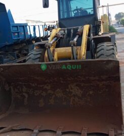 Pá carregadeira, New Holland 12D