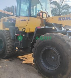 Pá carregadeira, Komatsu WA320