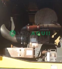 Pá carregadeira, Komatsu WA320