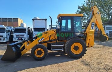Retroescavadeira, JCB 3CX 4×4