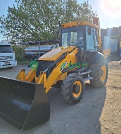 Retroescavadeira, JCB 3CX 4×4