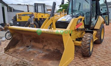 Retroescavadeira, Caterpillar 416E