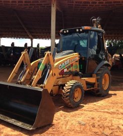 Retro escavadeira  Case 580N 4×4 Cabinada (entrada + parcelas)