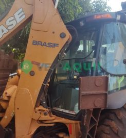 Retroescavadeira, Case 580N