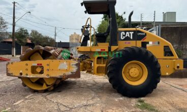 Rolo Compactador, Caterpillar CP533