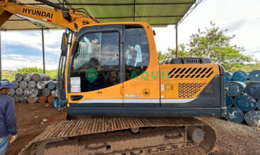 Escavadeira com Garra, Hyundai 140LC95