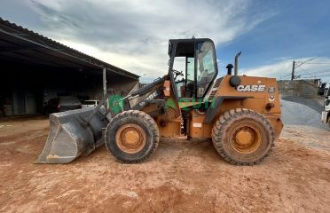 Pá carregadeira, CaseW20E