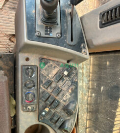 Motoniveladora, Case 865B