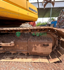 Escavadeira, Komatsu PC130