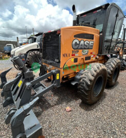 Motoniveladora, Case 865B